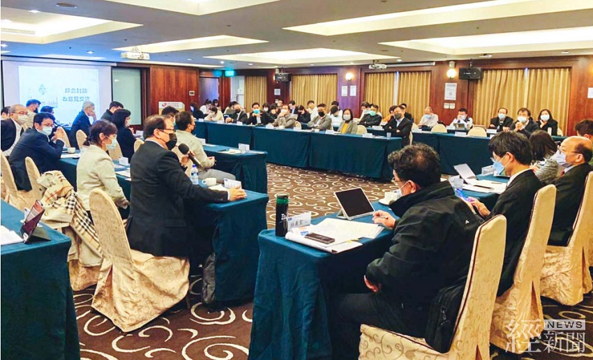 經濟部於20日召開「商業部門2030減碳路徑規劃」產業溝通座談會-物流場次 ,攜手朝向綠色物流邁進