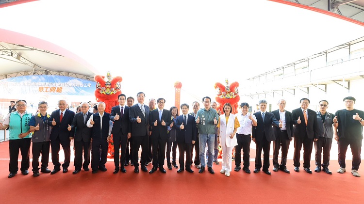 圖：橋頭科學園區今(3)日 數位創新複合樓群工程正式動土，高雄市長陳其邁、國科會副主委陳宗權及立委邱