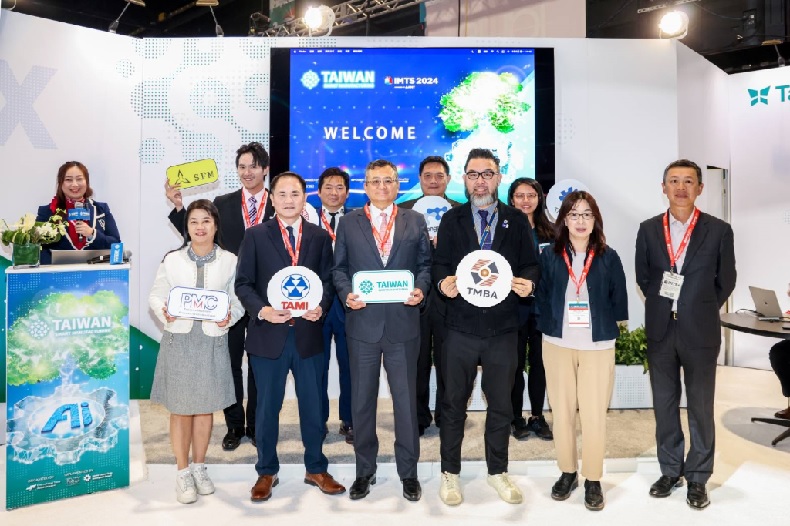 IMTS 2024臺灣形象館展覽首日以「綠色、數位及AI智造」記者會開啟整合行銷系列活動，由三鋒機器